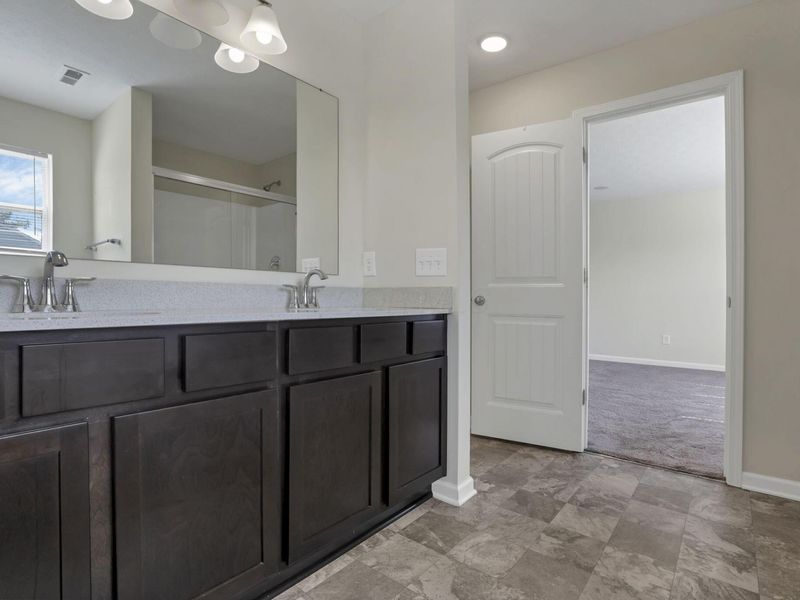 1519 Lewes Castle Drive, Grove City, OH 43123 Photo 25