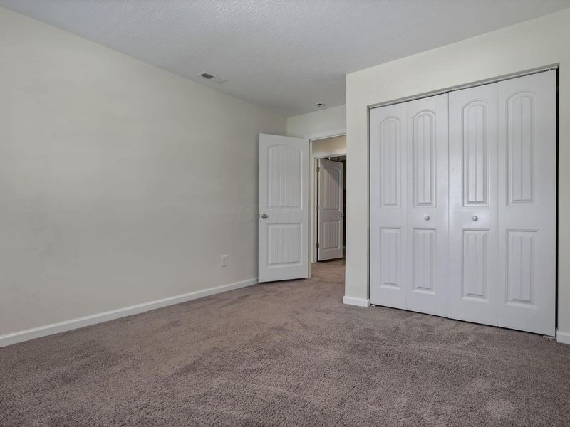 1519 Lewes Castle Drive, Grove City, OH 43123 Photo 33