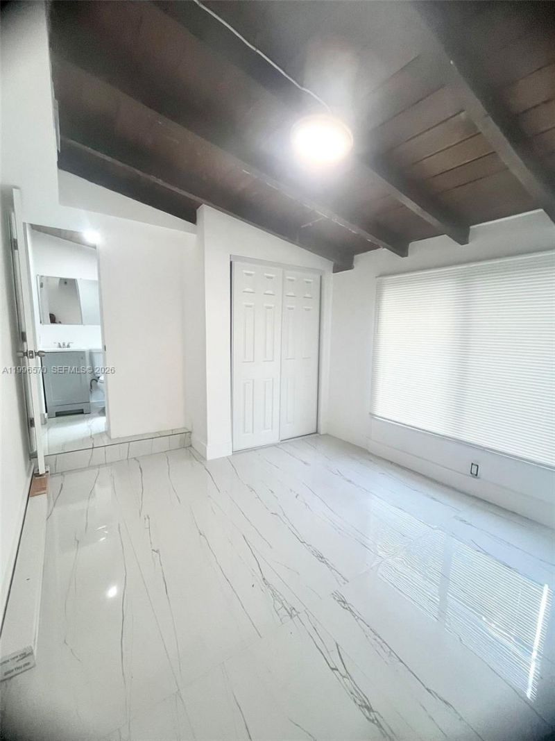 1776 NE 178 Street, Miami, FL 33162 Photo