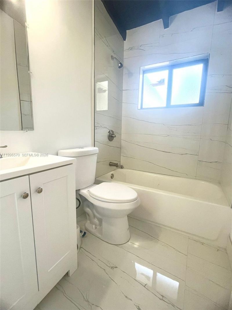 1776 NE 178 Street, Miami, FL 33162 Photo