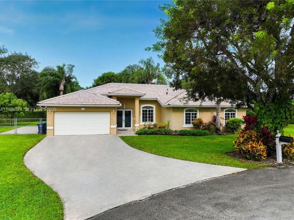 18821 SW 297th St , Homestead, FL 33030