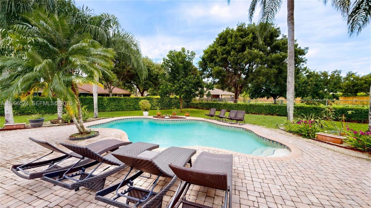 18821 SW 297th St , Homestead, FL 33030 Photo