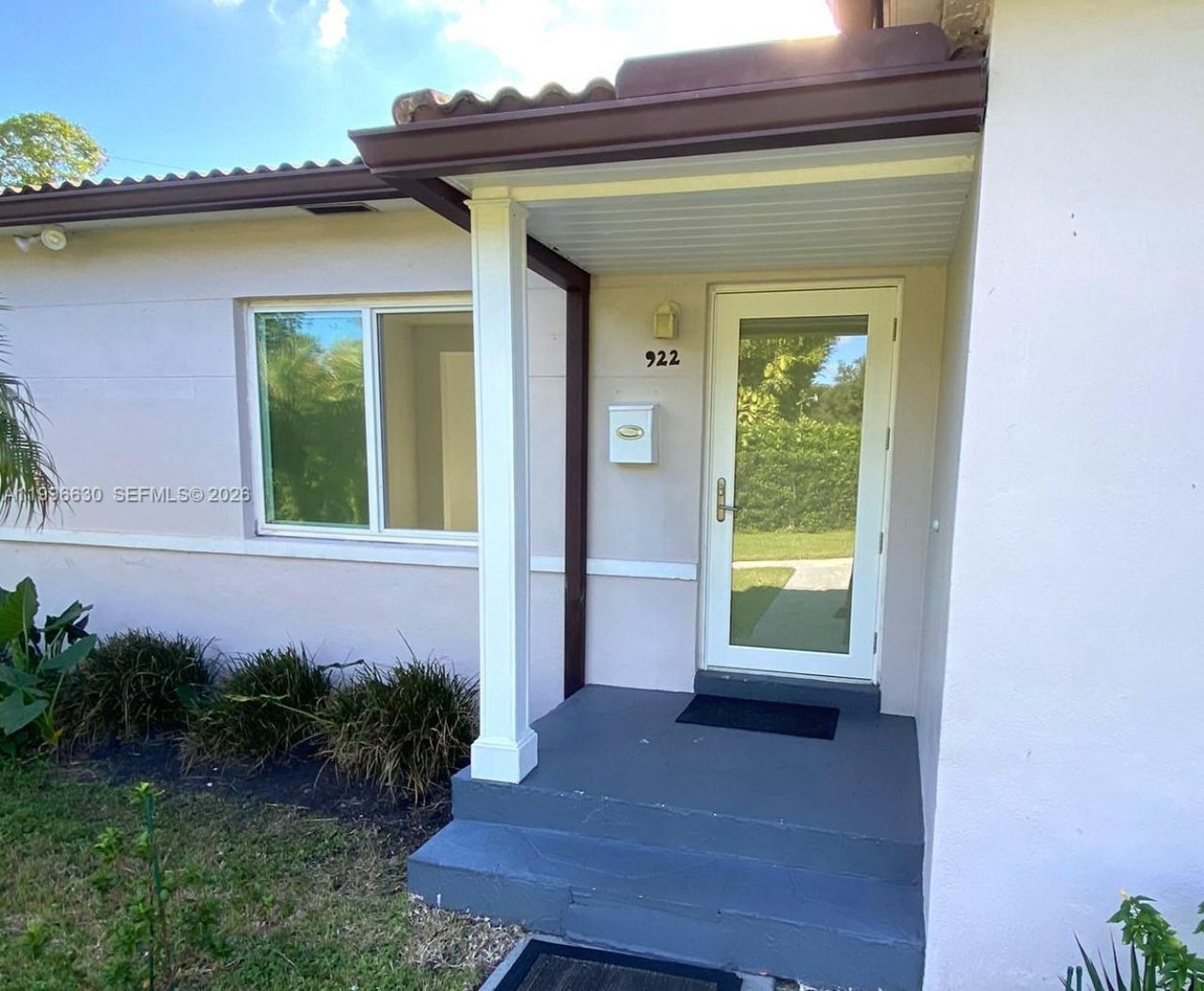 922 NE 108th St, Biscayne Park, FL 33161 Photo