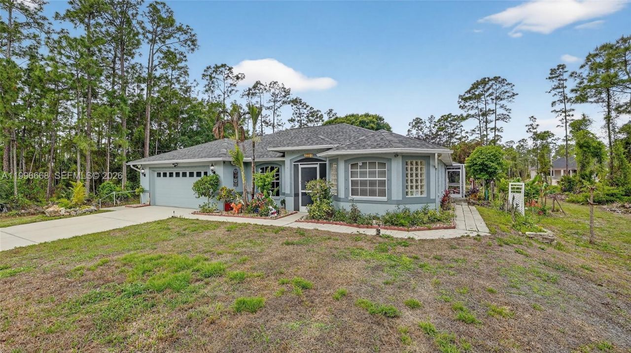 1111 Louis Ave, Lehigh Acres, FL 33972 Photo