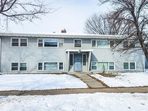 2814 8th Street N, Fargo, ND 58102