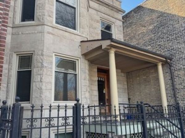3041 W Fullerton Avenue , Chicago, IL 60647