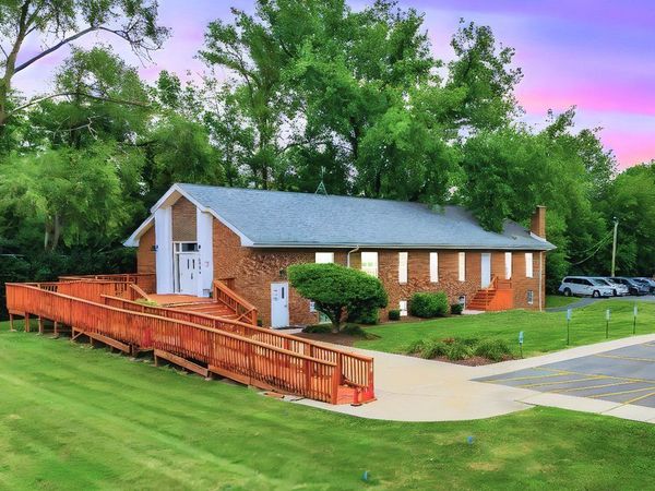 1352 N Cedar Road , New Lenox, IL 60451