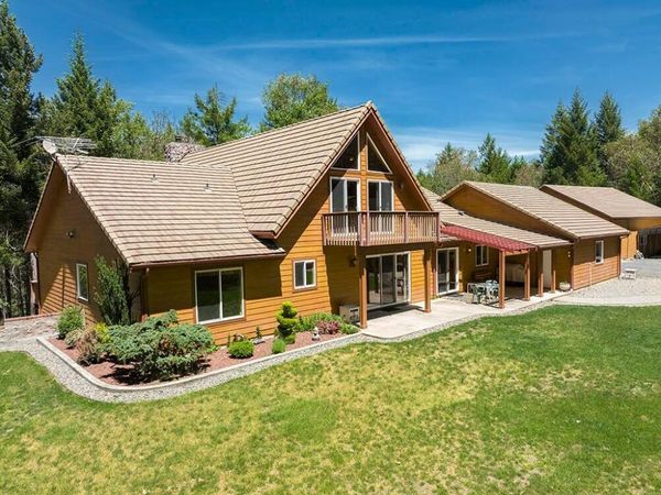 455 Dutcher Creek Road, Grants Pass, OR 97527