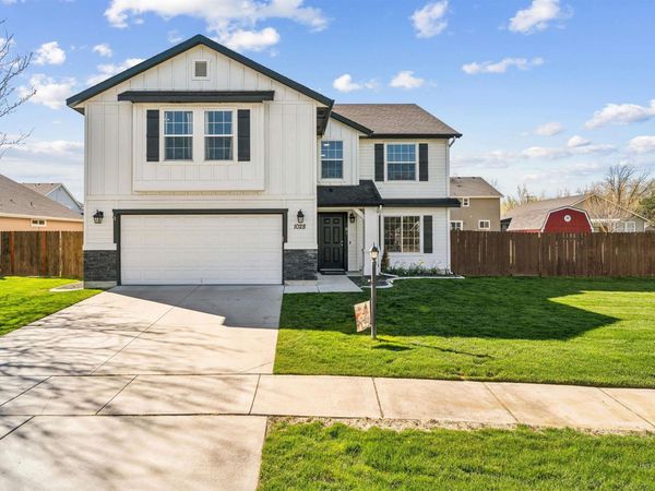1028 N Star Bright Lane, Star, ID 83669