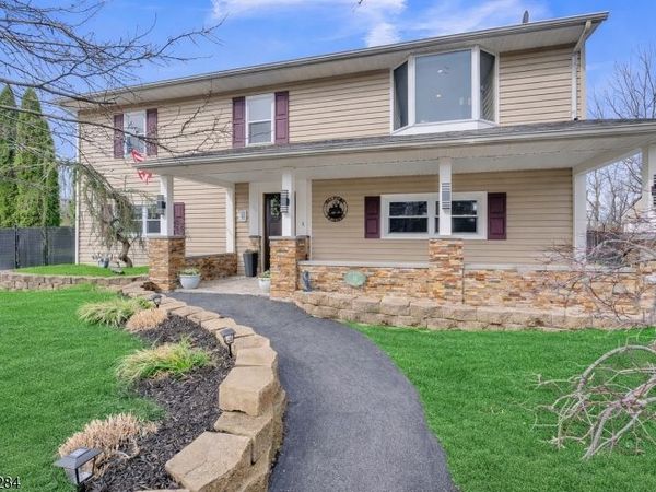 85 Larsen Rd, West Milford, NJ 07480