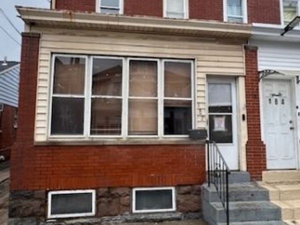 182 Liberty St, Trenton, NJ 08611