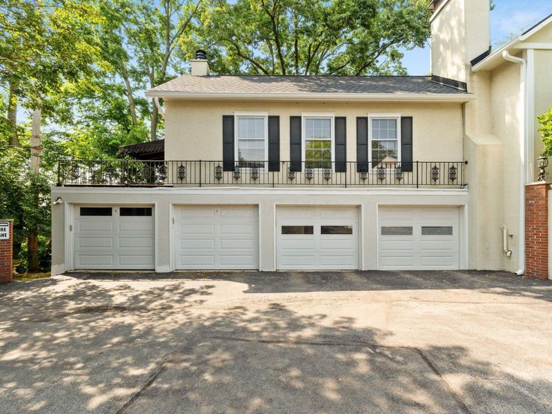 1631 Roxbury Road, Unit D2, Columbus, OH 43212 Photo 32