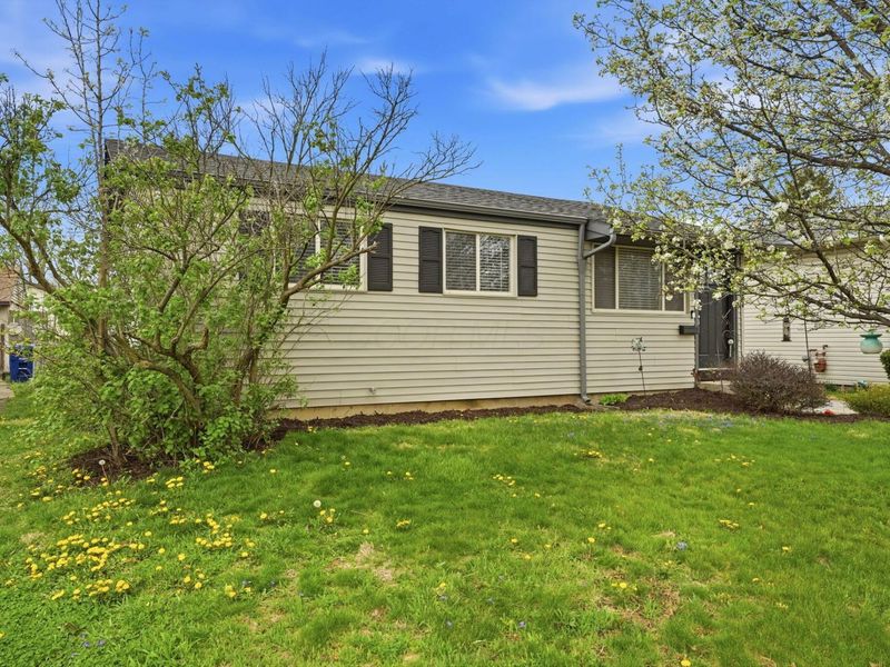 4687 Larkhall Lane, Columbus, OH 43229 Photo 3