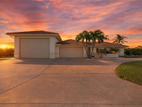 134 SW 53rd TER , CAPE CORAL, FL 33914