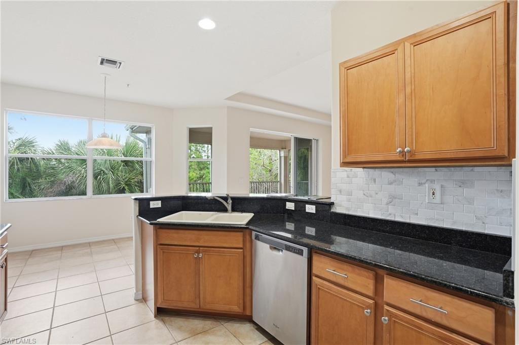 12854 Carrington Cir, Unit 7, Naples, FL 34105 Photo