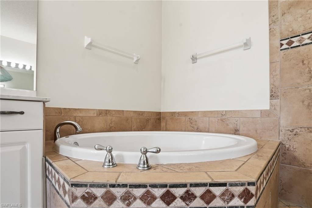 12854 Carrington Cir, Unit 7, Naples, FL 34105 Photo