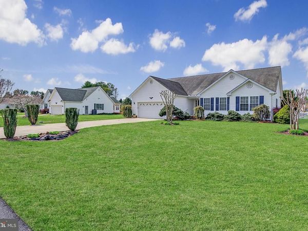 11 ANCIENT OAK DRIVE, LEWES, DE 19958