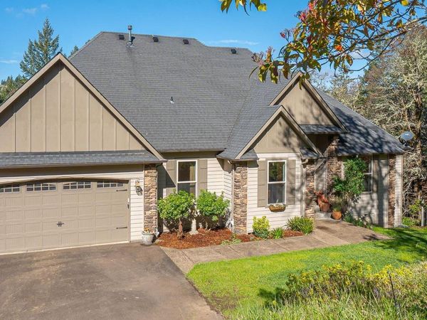 7175 NW Oak Creek Dr, Corvallis, OR 97330