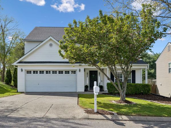 1030 Vanguard Dr , Spring Hill, TN 37174