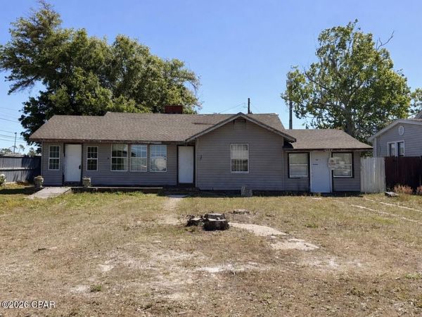 422 N Macarthur Avenue, Panama City, FL 32401