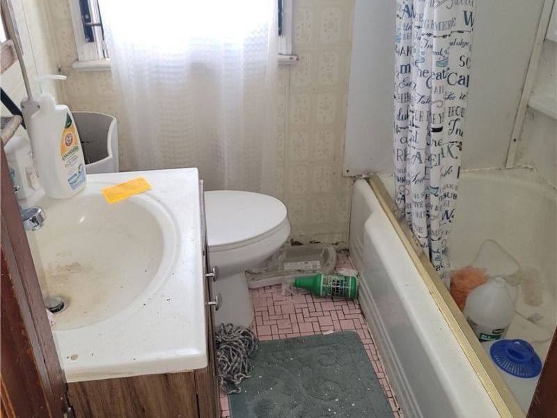 3709 E 106th Street, Cleveland, OH 44105 Photo 12