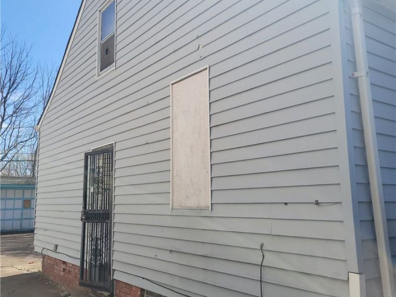 3709 E 106th Street, Cleveland, OH 44105 Photo 4