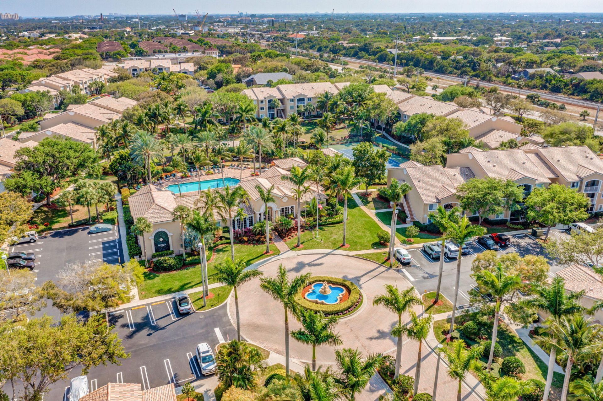 284 Village Boulevard, Unit 9102, Tequesta, FL 33469 Photo