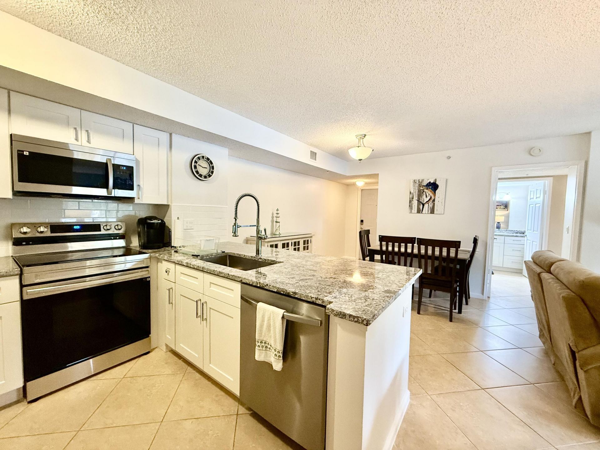 284 Village Boulevard, Unit 9102, Tequesta, FL 33469 Photo
