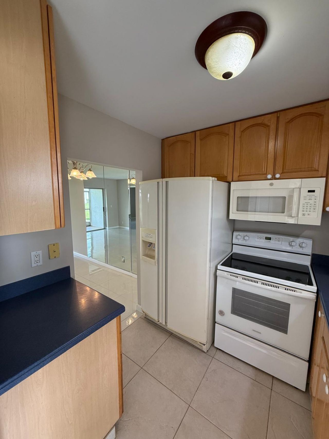 9911 Sandalfoot Boulevard, Unit 105, Boca Raton, FL 33428 Photo