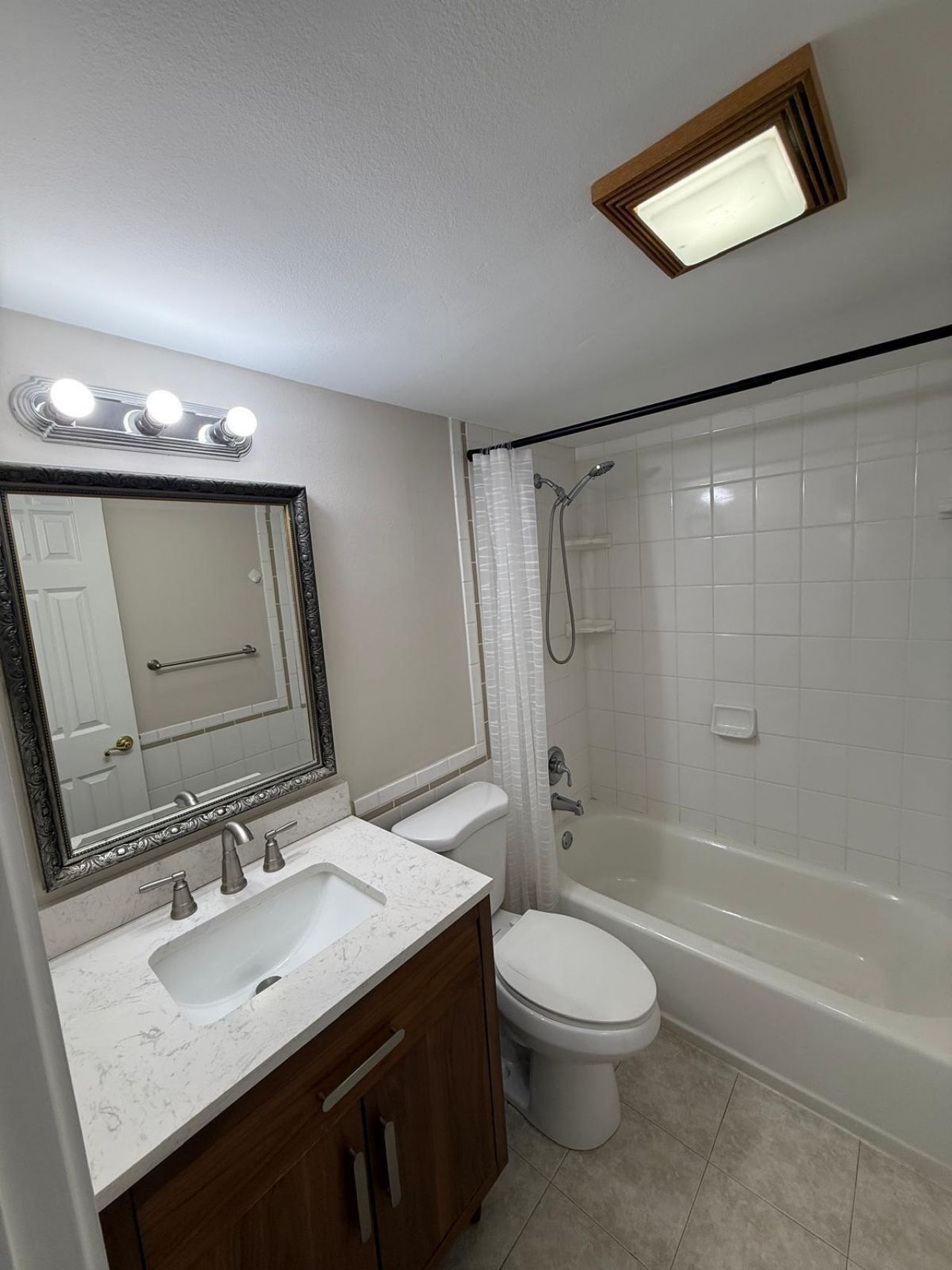 9911 Sandalfoot Boulevard, Unit 105, Boca Raton, FL 33428 Photo