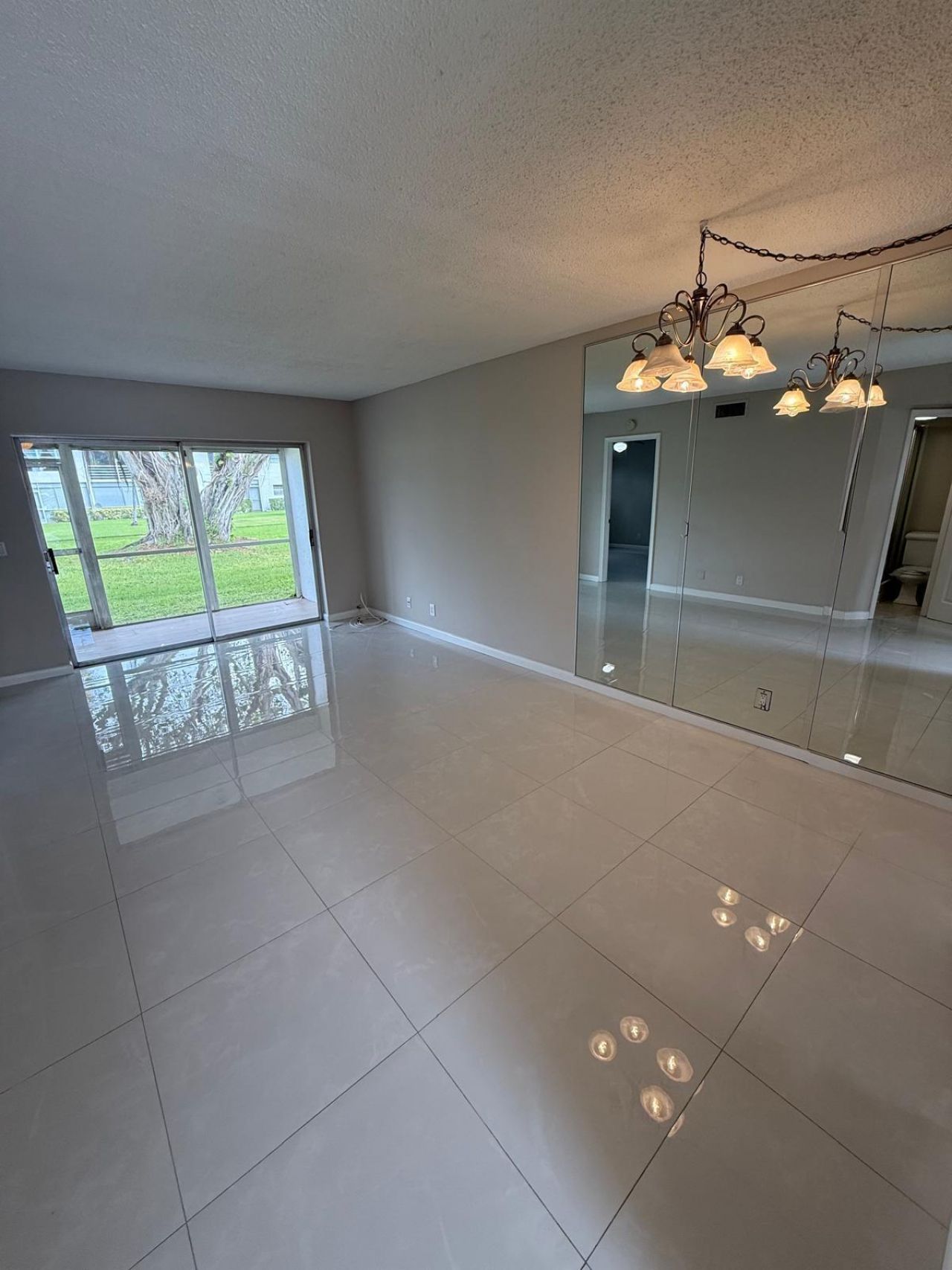 9911 Sandalfoot Boulevard, Unit 105, Boca Raton, FL 33428 Photo