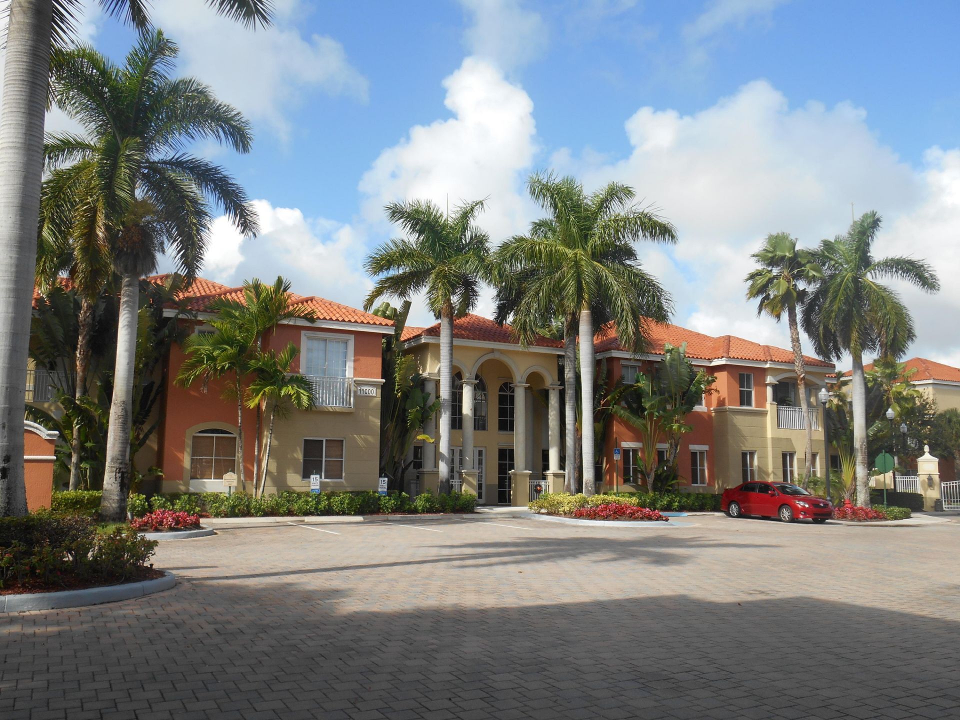 11019 Legacy Lane, Unit 301, Palm Beach Gardens, FL 33410 Photo