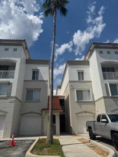 11019 Legacy Lane, Unit 301, Palm Beach Gardens, FL 33410 Photo