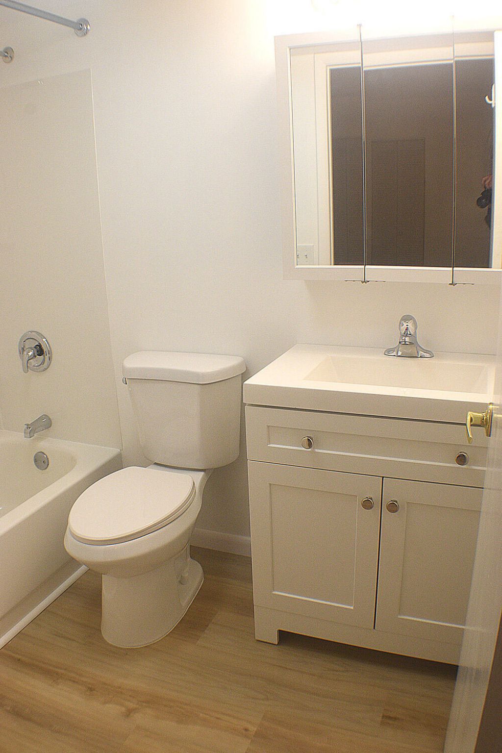 300 Village Green Circle S, Unit 220, Palm Springs, FL 33461 Photo