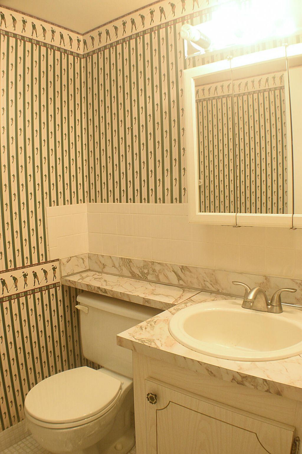 300 Village Green Circle S, Unit 220, Palm Springs, FL 33461 Photo