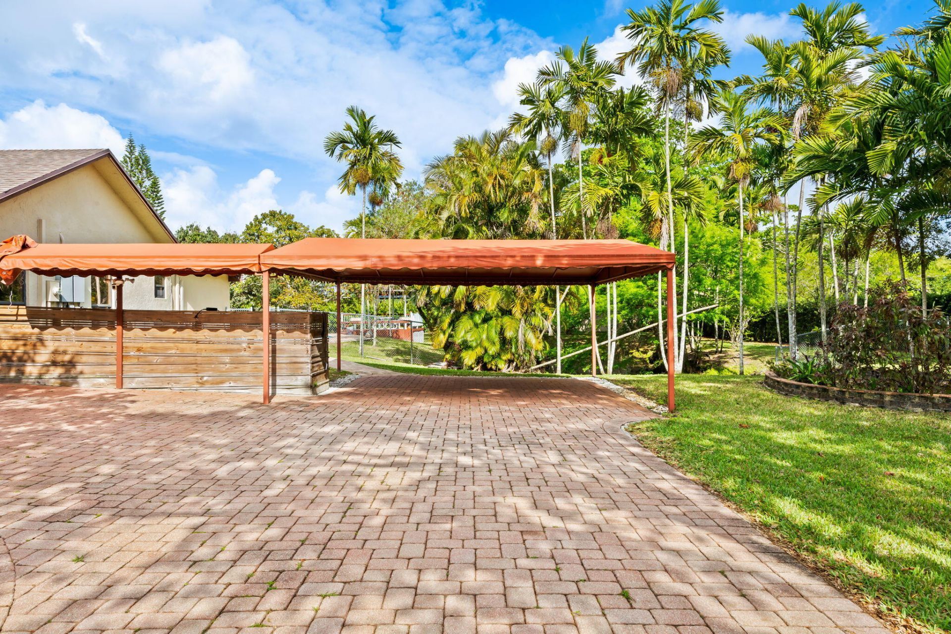 5500 SW 111th Terrace, Davie, FL 33328 Photo