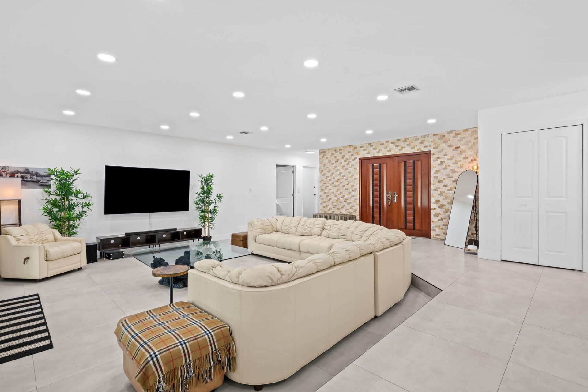 5500 SW 111th Terrace, Davie, FL 33328 Photo