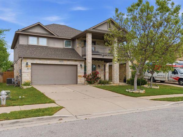 2409 Muzzie LN, Leander, TX 78641