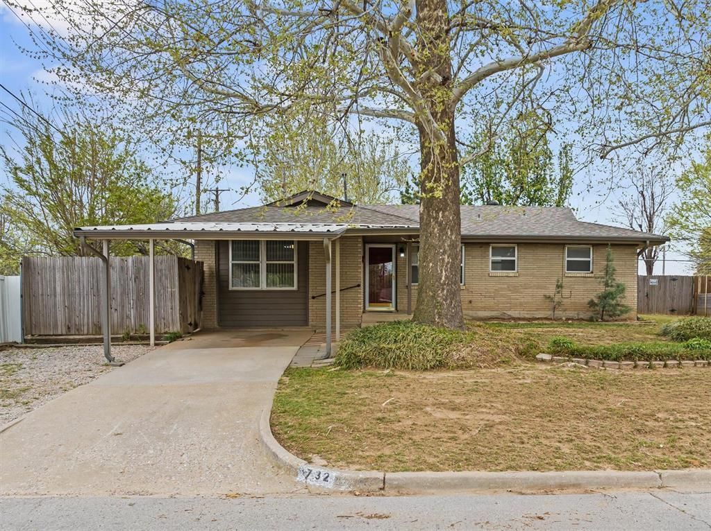 732 Flamingo Avenue, Oklahoma City, OK 73127 Main Photo