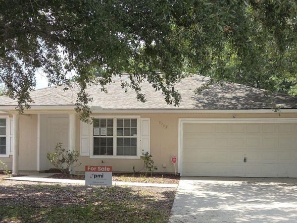 3762 LAUREN OAK Lane E, Jacksonville, FL 32221