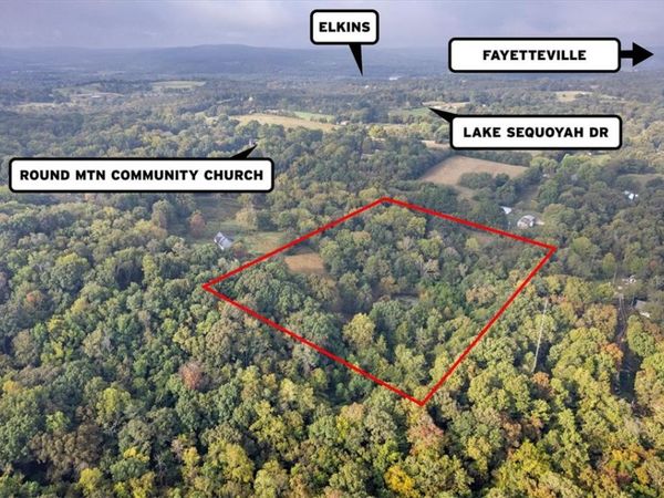 18092 Lake Sequoyah Road , Fayetteville, AR 72701