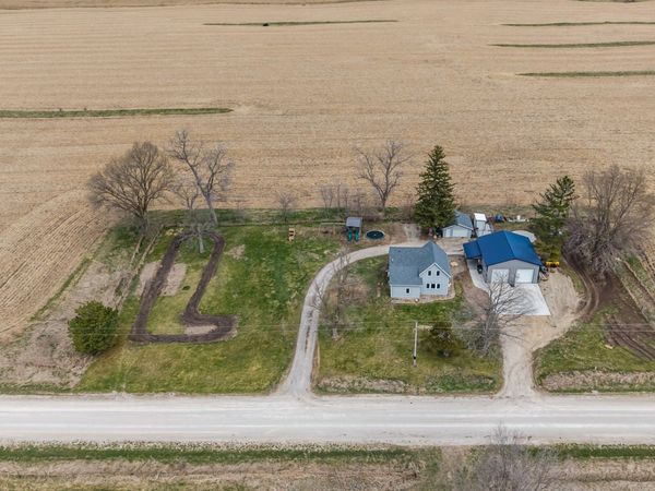 1721 158th Street, Earlham, IA 50072