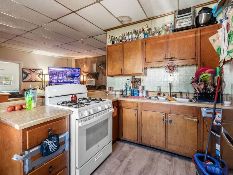 119 E Main Street, Centerburg, OH 43011 Photo 10