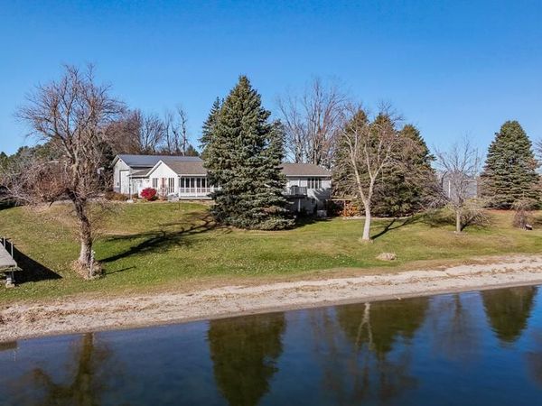 2424 County Road 101, Hendricks, MN 56136