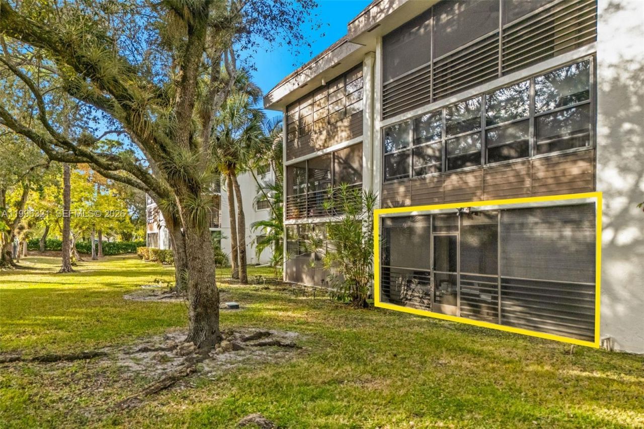 7653 NW 79th Ave, Unit 109, Tamarac, FL 33321 Photo