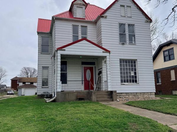 1218 N 8TH Street, Unit 2, Quincy, IL 62301