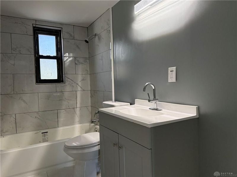 3555 McHenry Avenue, Cincinnati, OH 45225 Photo 8