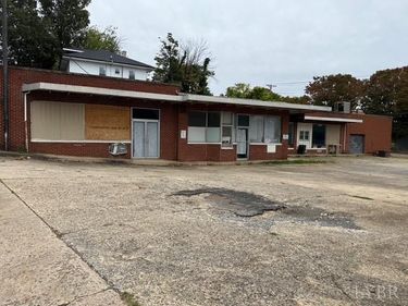 2300 Fort Avenue, Lynchburg, VA 24501