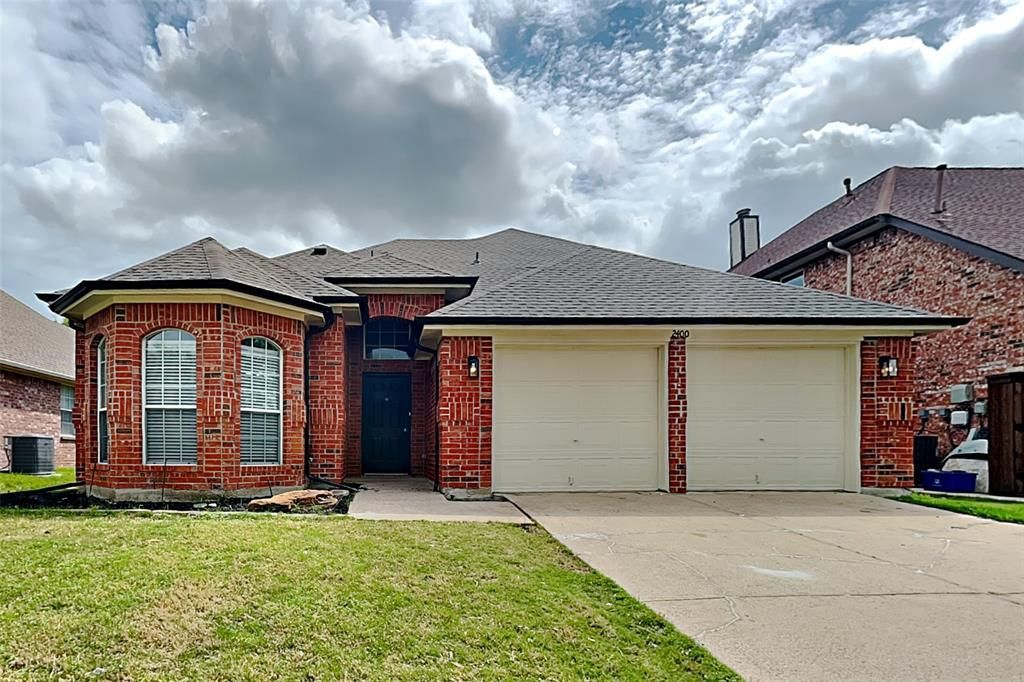 2400 Sunflower Lane, Flower Mound, TX 75028 Main Photo