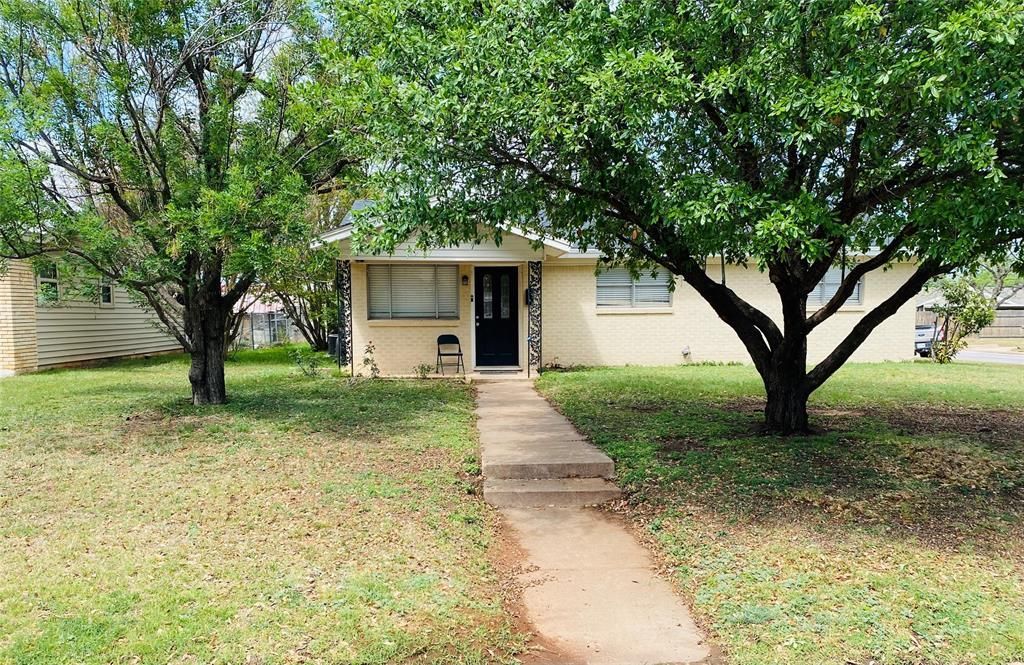 5334 Alamo Drive, Abilene, TX 79605 Main Photo